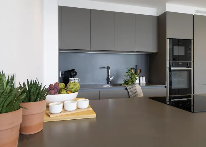 Apartamento Seafront In With Access