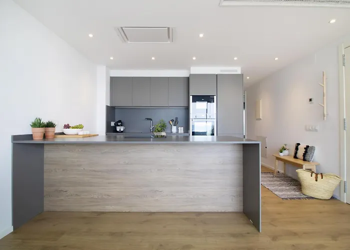 Seafront In With Access Apartamento Calella